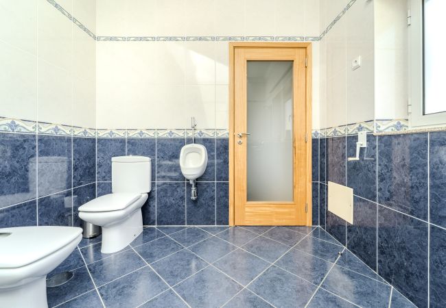 Casa en Carapeços - Casa Ar-Belo by House and People  Casa en Carapeços - Casa Ar-Belo by House and People