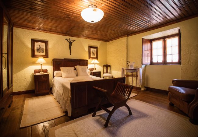 Casa en Valdosende - Quinta d' Azenha by House and People Casa en Valdosende - Quinta d' Azenha by House and People