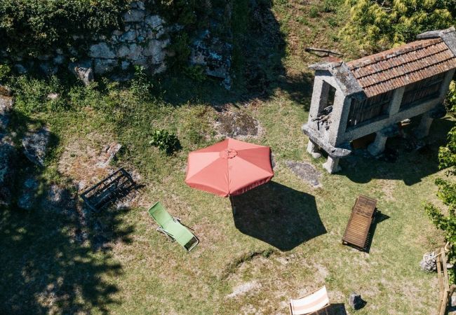Casa en Valdosende - Quinta d' Azenha by House and People Casa en Valdosende - Quinta d' Azenha by House and People