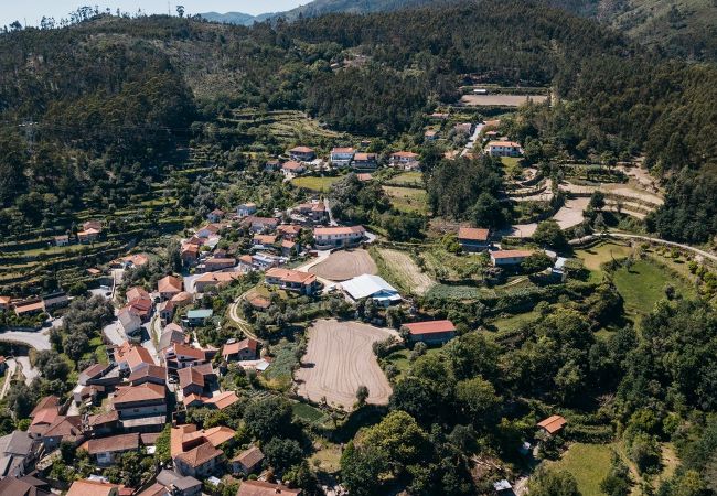 Casa en Valdosende - Quinta d' Azenha by House and People Casa en Valdosende - Quinta d' Azenha by House and People