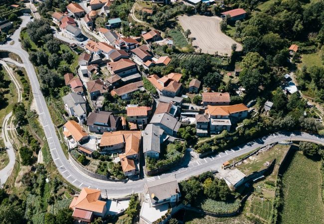 Casa en Valdosende - Quinta d' Azenha by House and People Casa en Valdosende - Quinta d' Azenha by House and People
