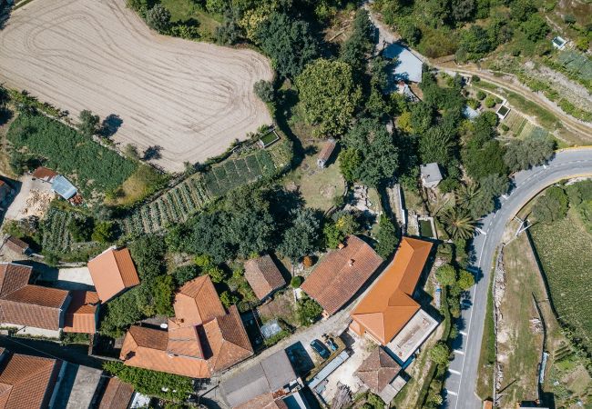 Casa en Valdosende - Quinta d' Azenha by House and People Casa en Valdosende - Quinta d' Azenha by House and People