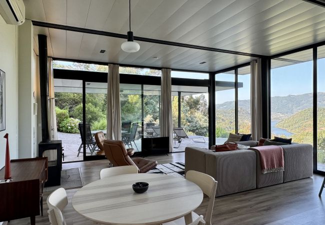 Casa en Vieira do Minho - Sorte das Gestaças by House and People Casa en Vieira do Minho - Sorte das Gestaças by House and People