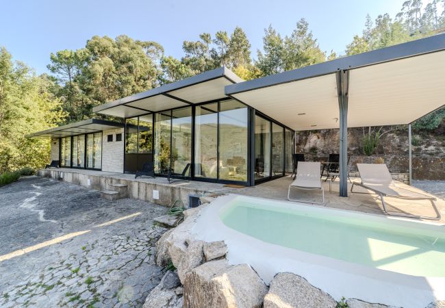 Casa en Vieira do Minho - Sorte das Gestaças by House and People Casa en Vieira do Minho - Sorte das Gestaças by House and People