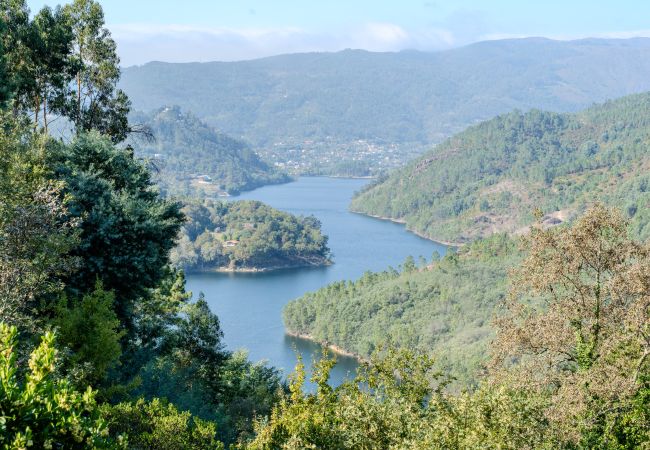 Casa en Vieira do Minho - Sorte das Gestaças by House and People Casa en Vieira do Minho - Sorte das Gestaças by House and People